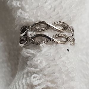 White Gold Diamond infinity bands ⭐